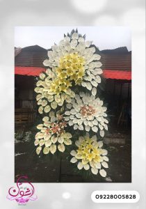 تاج گل برای سر مزار